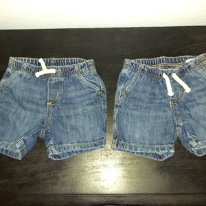 2 pack shorts Size 18 to 24 months